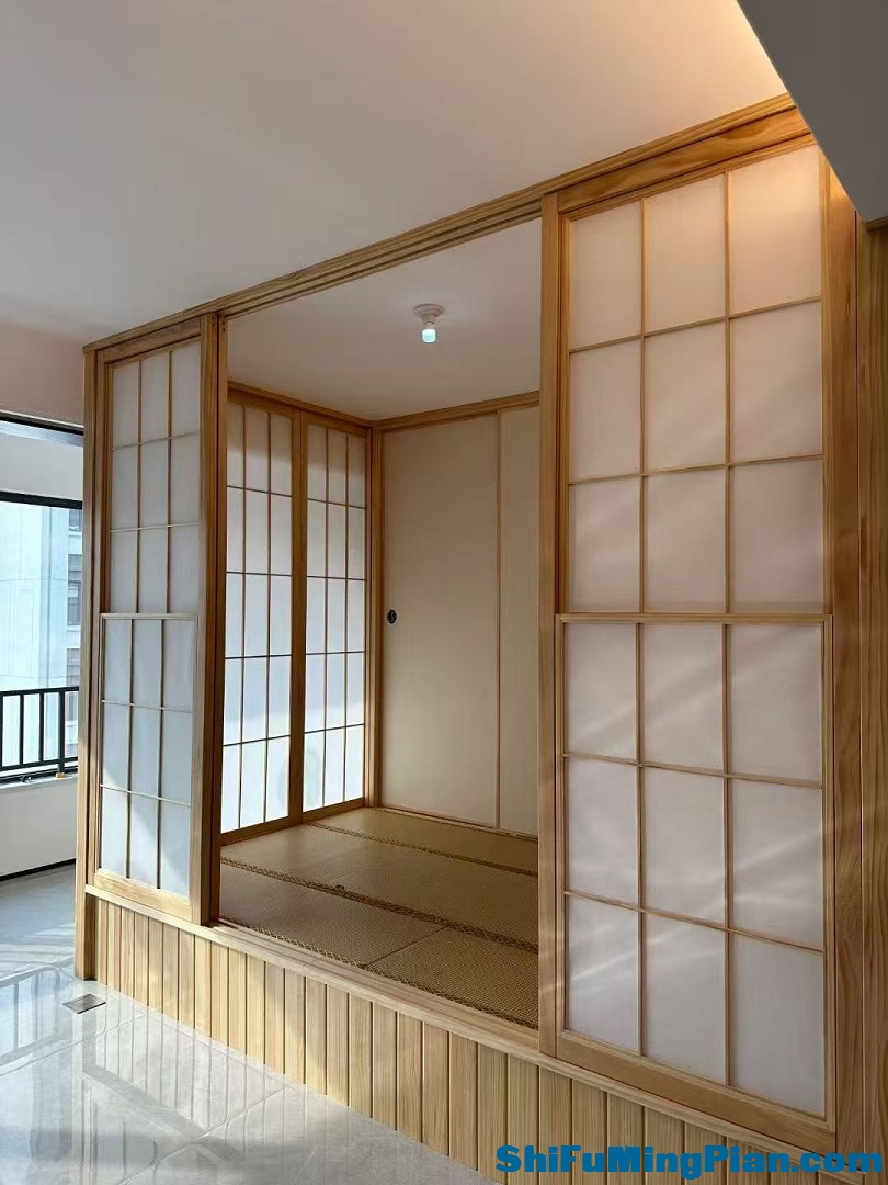 师傅名片簿让好手艺遇见需要它的人樟子松格子木门.jpg